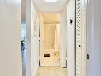 4725 Lucerne Lakes Boulevard E, Lake Worth, FL 33467