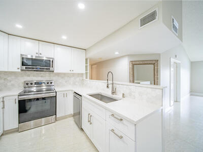 13810 Oneida Drive, Delray Beach, FL 33446