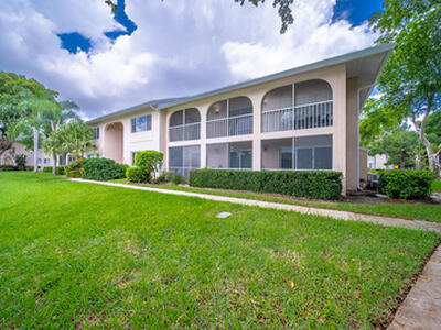 13810 Oneida Drive, Delray Beach, FL 33446