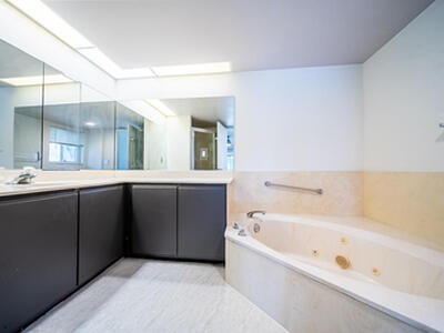 13810 Oneida Drive, Delray Beach, FL 33446