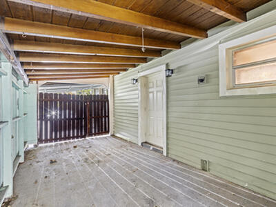 3717 Pinewood Avenue, West Palm Beach, FL 33407