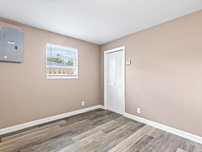 3717 Pinewood Avenue, West Palm Beach, FL 33407