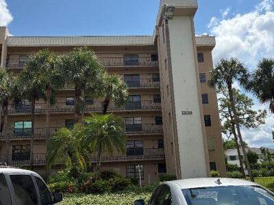 4640 Lucerne Lakes Boulevard W, Lake Worth, FL 33467