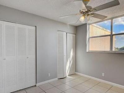 500 Executive Center Drive, West Palm Beach, FL 33401