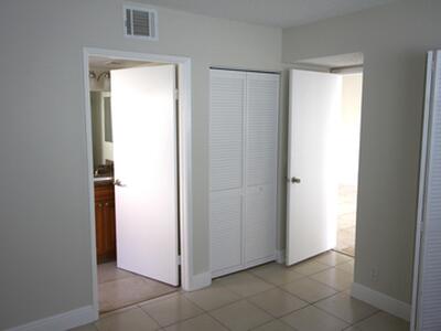 1513 Lake Crystal Drive, West Palm Beach, FL 33411