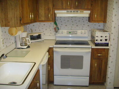 15 Willowbrook Lane, Delray Beach, FL 33446