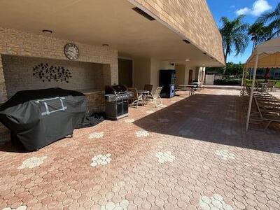 15 Willowbrook Lane, Delray Beach, FL 33446