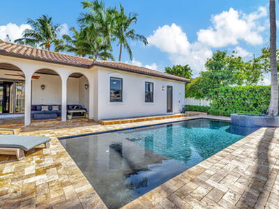 832 SW 34th Avenue, Boynton Beach, FL 33435