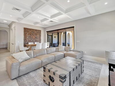 832 SW 34th Avenue, Boynton Beach, FL 33435