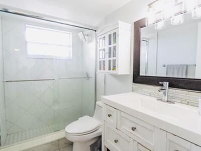 725 Lori Drive, Palm Springs, FL 33461