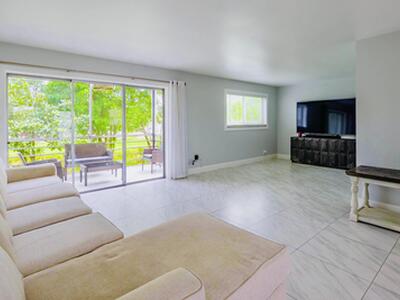 725 Lori Drive, Palm Springs, FL 33461