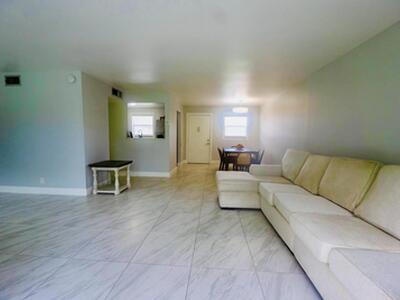 725 Lori Drive, Palm Springs, FL 33461