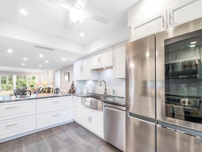 1814 Presidential Way, West Palm Beach, FL 33401