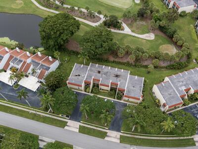 1814 Presidential Way, West Palm Beach, FL 33401