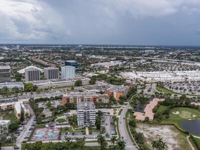 1814 Presidential Way, West Palm Beach, FL 33401