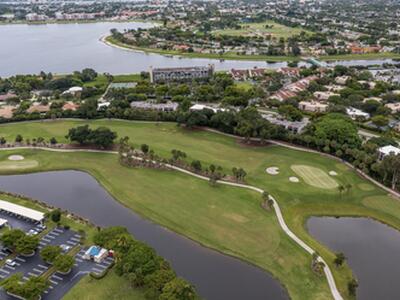 1814 Presidential Way, West Palm Beach, FL 33401