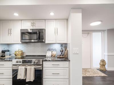 1814 Presidential Way, West Palm Beach, FL 33401