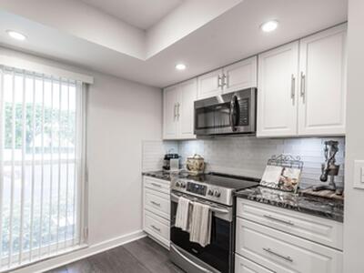 1814 Presidential Way, West Palm Beach, FL 33401