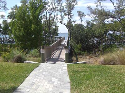 906 Mariner Bay Boulevard, Fort Pierce, FL 34949