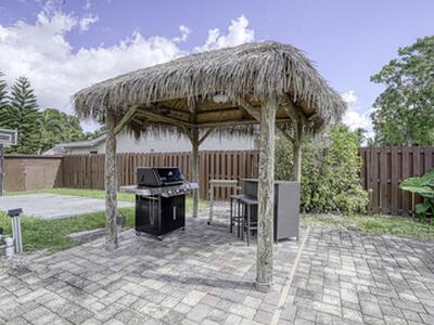 11910 NW 38th Place, Sunrise, FL 33323