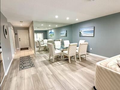 20 Westgate Lane, Boynton Beach, FL 33436