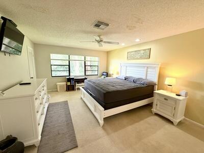 20 Westgate Lane, Boynton Beach, FL 33436