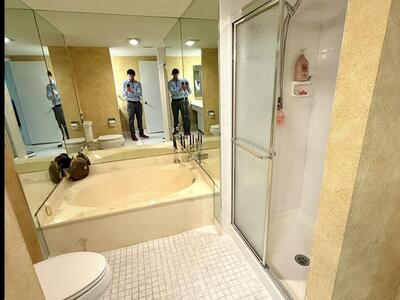 20 Westgate Lane, Boynton Beach, FL 33436