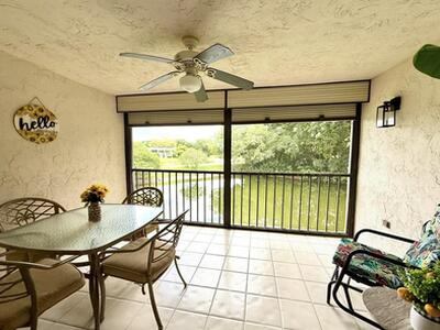 20 Westgate Lane, Boynton Beach, FL 33436