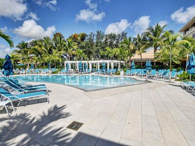 20 Westgate Lane, Boynton Beach, FL 33436