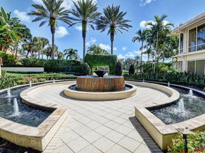 20 Westgate Lane, Boynton Beach, FL 33436