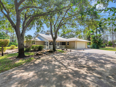 14204 Broken Wing Lane, Palm Beach Gardens, FL 33418