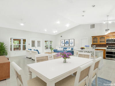 14204 Broken Wing Lane, Palm Beach Gardens, FL 33418