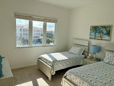 38 Harbour Isle Drive E, Fort Pierce, FL 34949