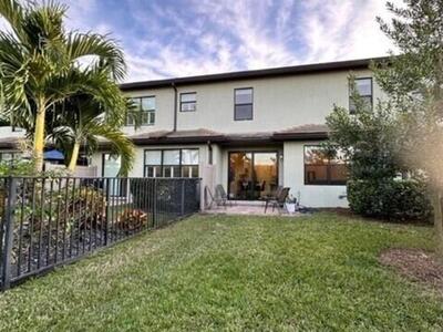 4460 San Fratello Circle, Lake Worth, FL 33467