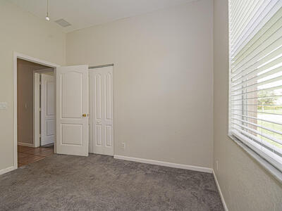 5518 Place Lake Drive, Fort Pierce, FL 34951