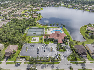 5518 Place Lake Drive, Fort Pierce, FL 34951