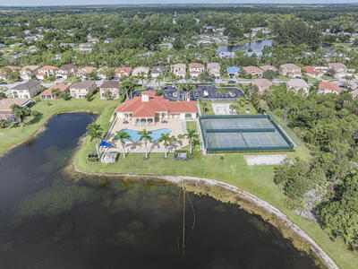 5518 Place Lake Drive, Fort Pierce, FL 34951