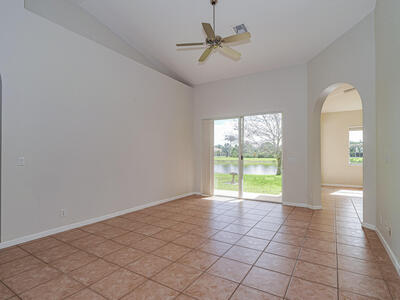 5518 Place Lake Drive, Fort Pierce, FL 34951