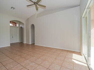 5518 Place Lake Drive, Fort Pierce, FL 34951