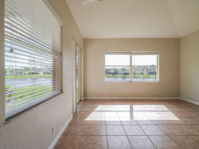 5518 Place Lake Drive, Fort Pierce, FL 34951