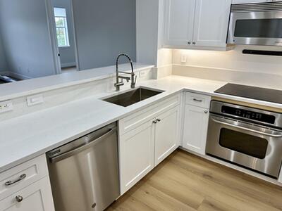 200 NE 2nd Avenue, Delray Beach, FL 33444