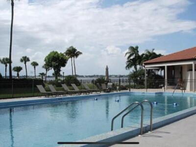 150 SE Four Winds Drive, Stuart, FL 34996