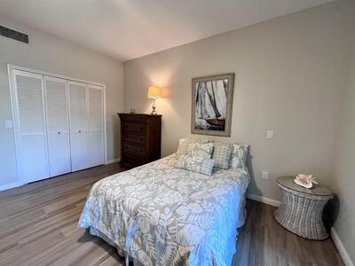 150 SE Four Winds Drive, Stuart, FL 34996