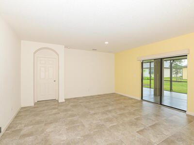 6326 NW Northwood Loop, Port Saint Lucie, FL 34983