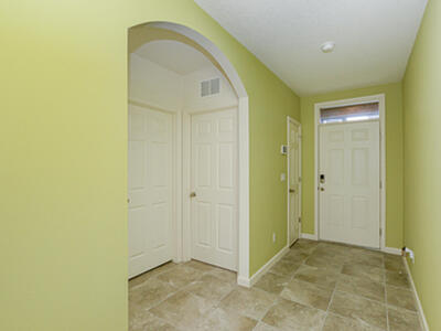 6326 NW Northwood Loop, Port Saint Lucie, FL 34983