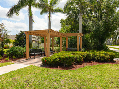 6326 NW Northwood Loop, Port Saint Lucie, FL 34983