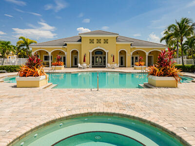 6326 NW Northwood Loop, Port Saint Lucie, FL 34983