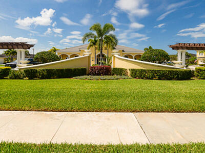 6326 NW Northwood Loop, Port Saint Lucie, FL 34983