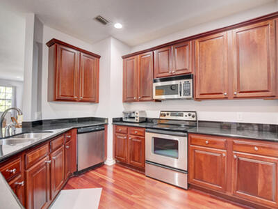 290 NE 5th Avenue, Delray Beach, FL 33483