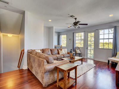 290 NE 5th Avenue, Delray Beach, FL 33483